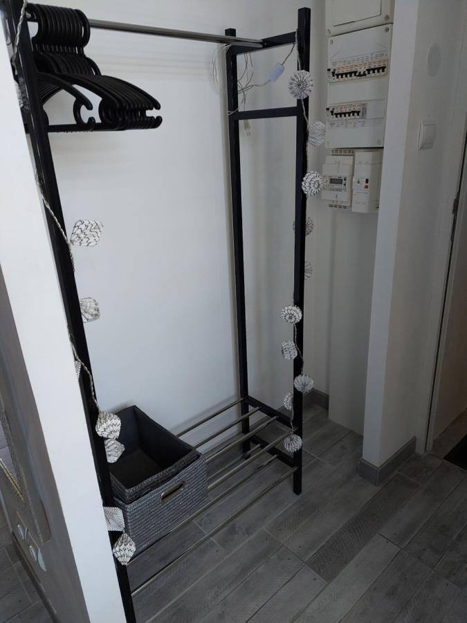 Apartamento Les Dauphins Saint-Romain-de-Jalionas Exterior foto